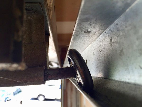 garage door roller repair